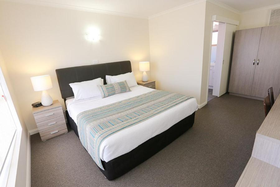 Seven Pines Motor Inn Mildura Habitación foto